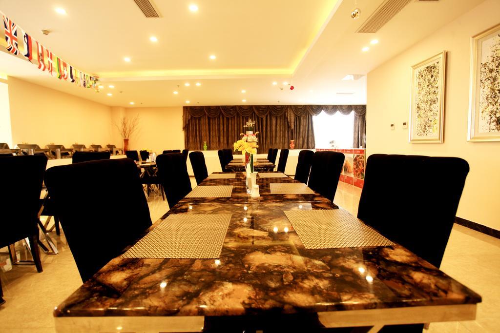 Hotel Ramada Linyi North Esterno foto
